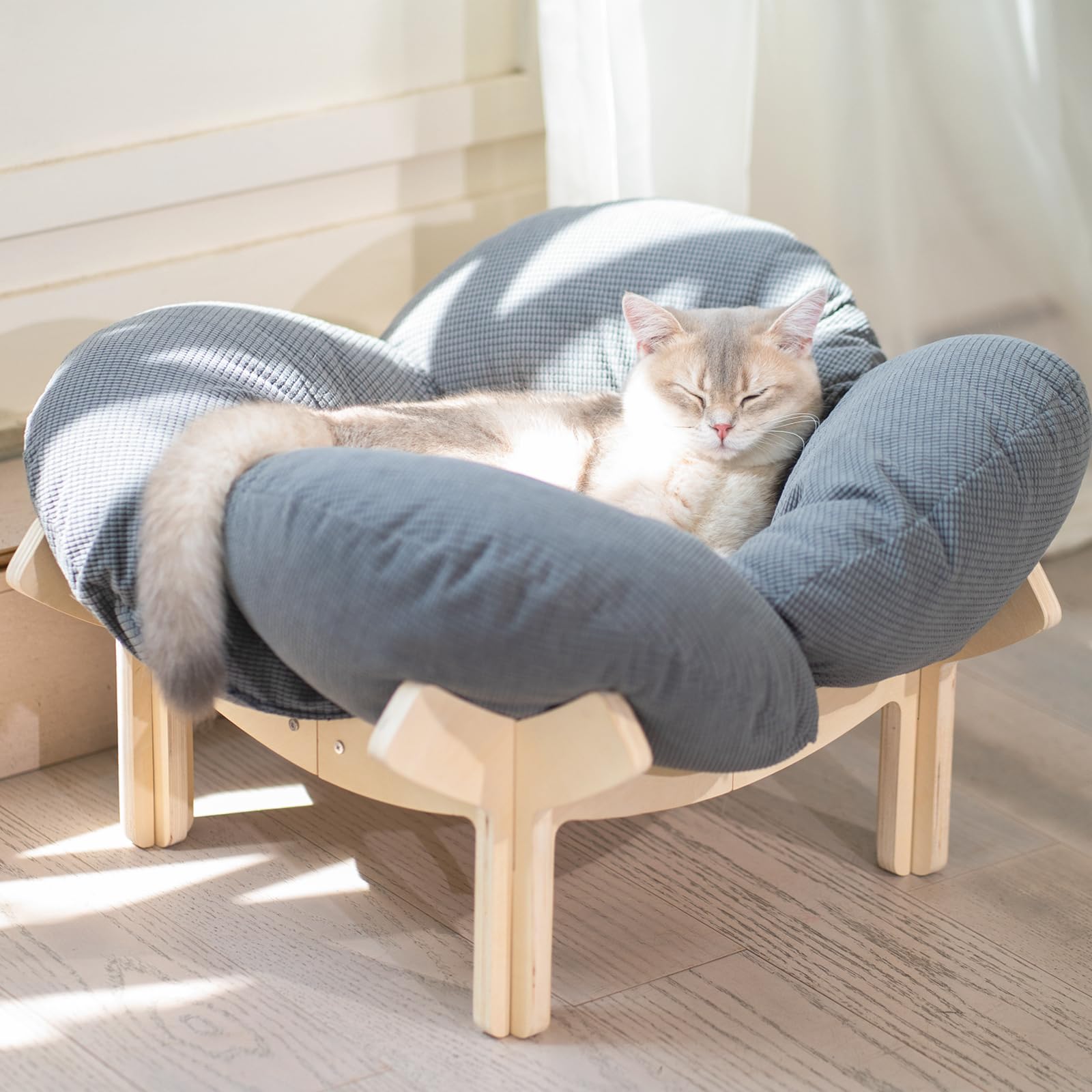 Pet elevated cat bed wooden cushion fluffy pet sofa indoor cat elevated cat leisure chair suitable for small dogs and cats furniture (white)