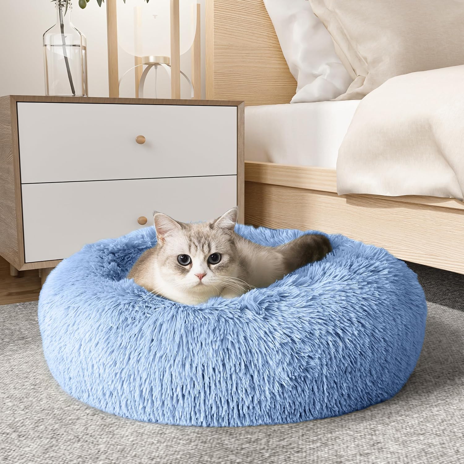 Soothing and soft round dog and cat bed, with donuts for warmth and comfort, fluffy artificial fur plush mattress (20 inches/24 inches/27 inches/30 inches), light gray